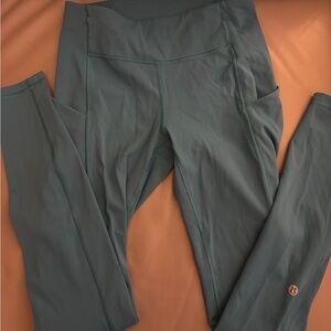 teal Lululeom leggings great condition size 4